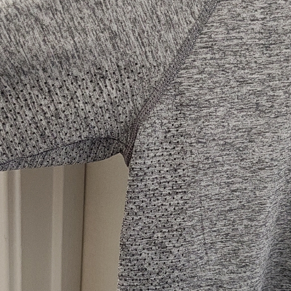 Lululemon Swiftly Tech Long Sleeve Shirt - Picture 6 of 12